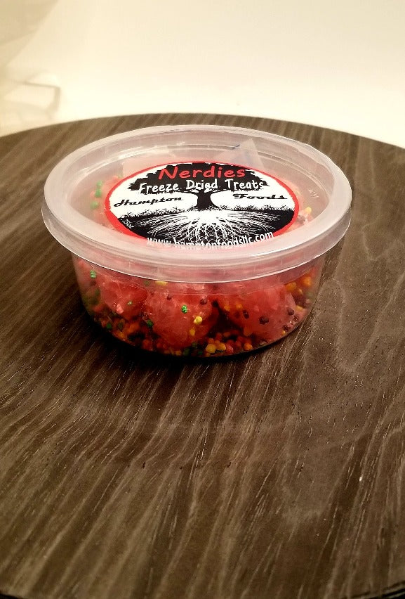 Nerdies are packed with tangy, crunchy candies, surrounding an airy crunch. A candy so tasty, there aren't even words. Find your sweet tooth in this Nerdies resealable container. Nerdies have crunchy, tangy candies on the outside and a sweet, airy crunch inside for a poppable delight.