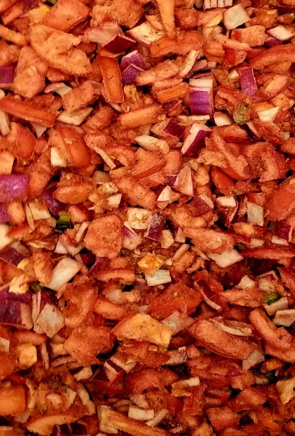 Pico de Gallo is very versatile, as you can eat it with chips as a dip or serve it on top of the chicken, tacos, fish, pork, or burritos. .. excellent as a dip or topping! Hampton Foods offers this in a snack size bag perfect for entertaining or by the handful straight out of the bag. Also, offered in a 7mil mylar bag with a 300cc oxygen absorber for long term storage (25 to 30 years).