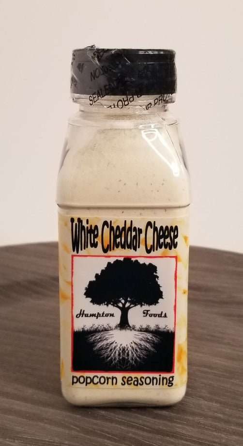 White Cheddar Cheese Popcorn Seasoning, a Highly Aromatic and Flavorful Blend of White Powder with Savory, Creamy and Cheesy Notes. Easy to use! For Best Flavor Attitude, Apply to Hot Popcorn, Even Better Coated in Oil.