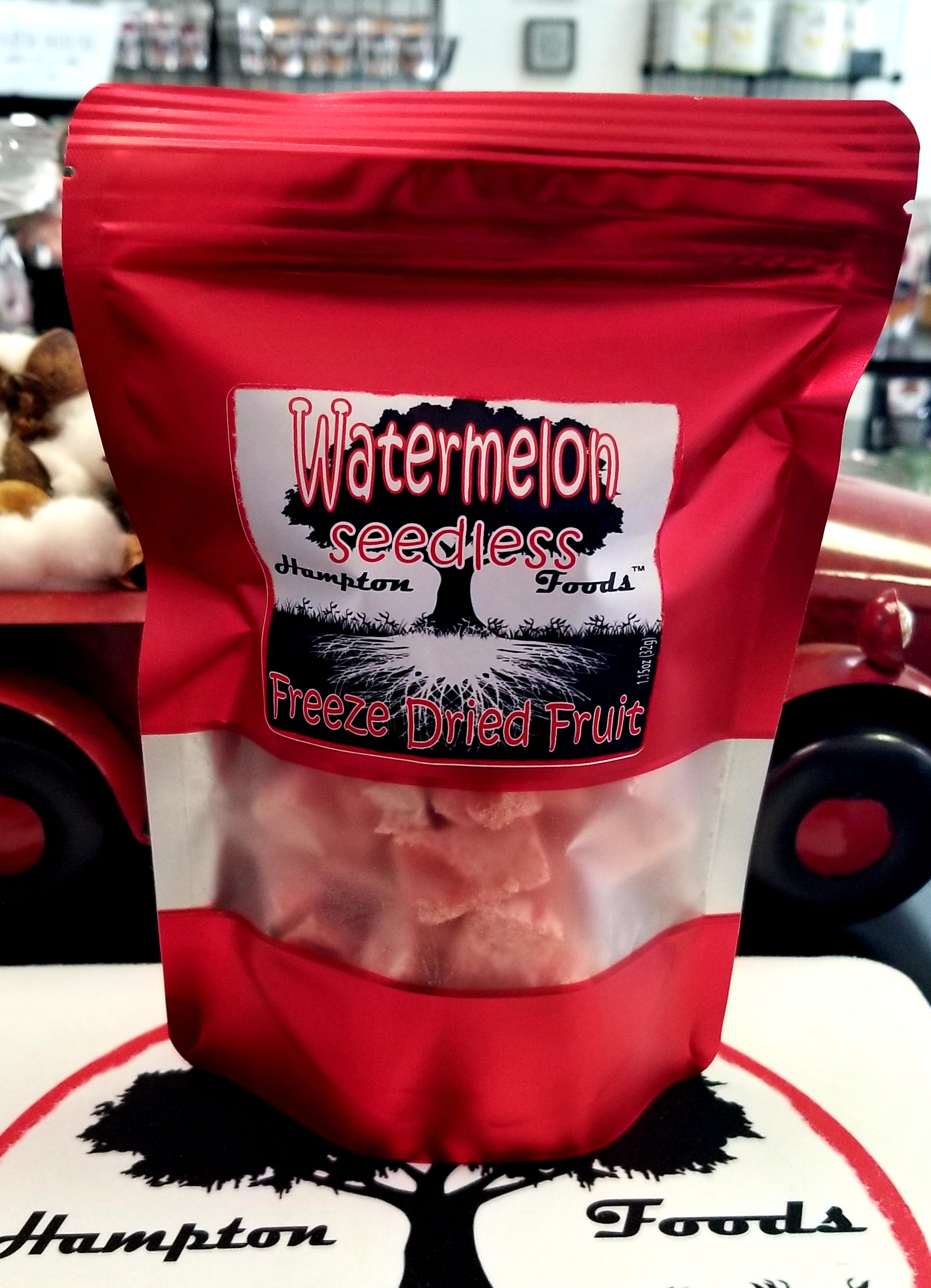 Experience the taste of summer all year with Hampton Foods' freeze-dried watermelon! Choose from seedless, seeded, or the zesty Tajin® and Chamoy variant. Enjoy a nutrient-packed, all-natural snack that's perfect for on-the-go, with 98% of its nutrients preserved.