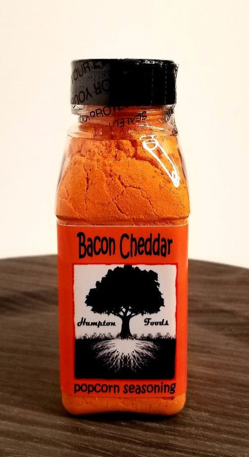 Bacon Cheddar Popcorn Seasoning, a Highly Aromatic and Flavorful Blend. Cheesy Aroma and Flavor with Smoky and Bacon notes. Easy to use! For Best Flavor Attitude, Apply to Hot Popcorn, Even Better Coated in Oil.