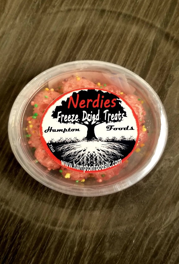 Nerdies are packed with tangy, crunchy candies, surrounding an airy crunch. A candy so tasty, there aren't even words. Find your sweet tooth in this Nerdies resealable container. Nerdies have crunchy, tangy candies on the outside and a sweet, airy crunch inside for a poppable delight.