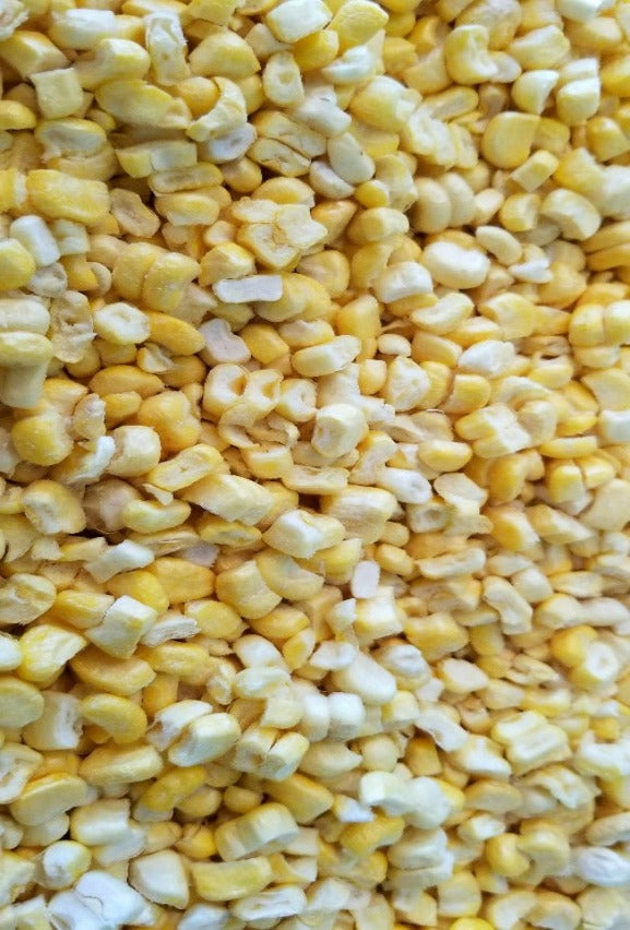 Hampton Foods Freeze Dried Sweet Corn, rehydrate and you have corn as fresh as off the cob or you can eat by the handful right out of the bag with your favorite seasoning! This is one you will talk about......comes in a 7"X10" triple sealed 1qt mylar bag. Shelf stable for 25 to 30 YEARS when in a controlled environment and unopened. Net 7.25 dry ounces.