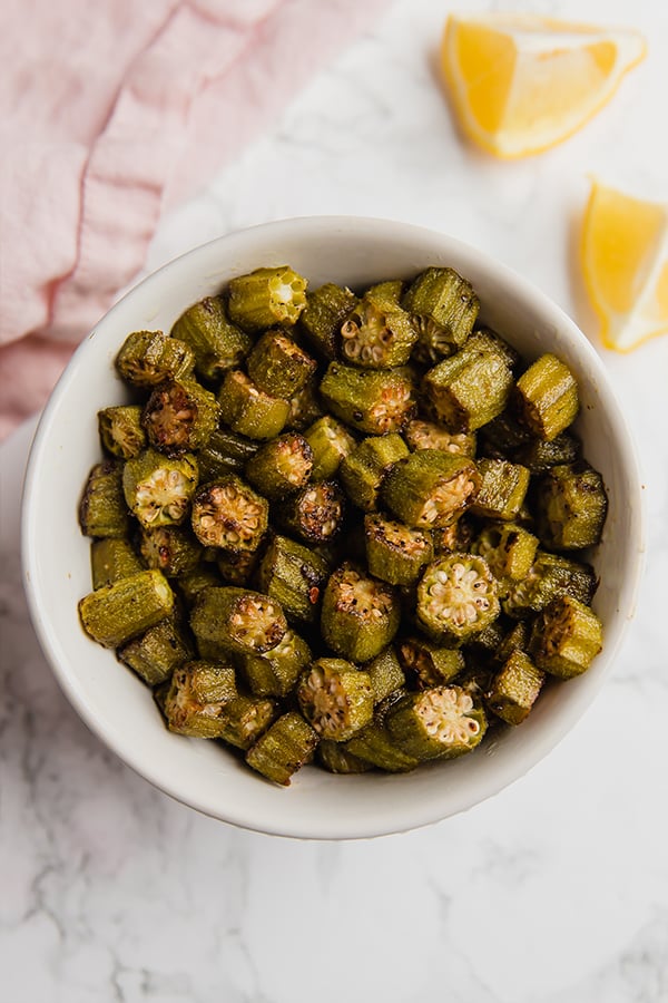 Attention all health-conscious food enthusiasts! Are you on the hunt for a snack that not only delights your taste buds but is also a wholesome and convenient choice? Look no further—Hampton Food's Okra slices are your answer! Our Okra slices undergo a meticulous freeze-drying process to lock in their natural goodness